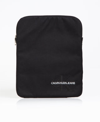 CALVIN KLEIN Bag Monogram Nylo (11159)