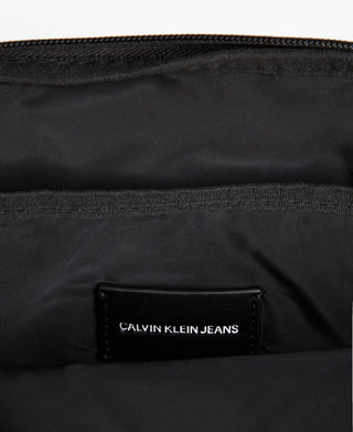 CALVIN KLEIN Bag Monogram Nylo (11159)