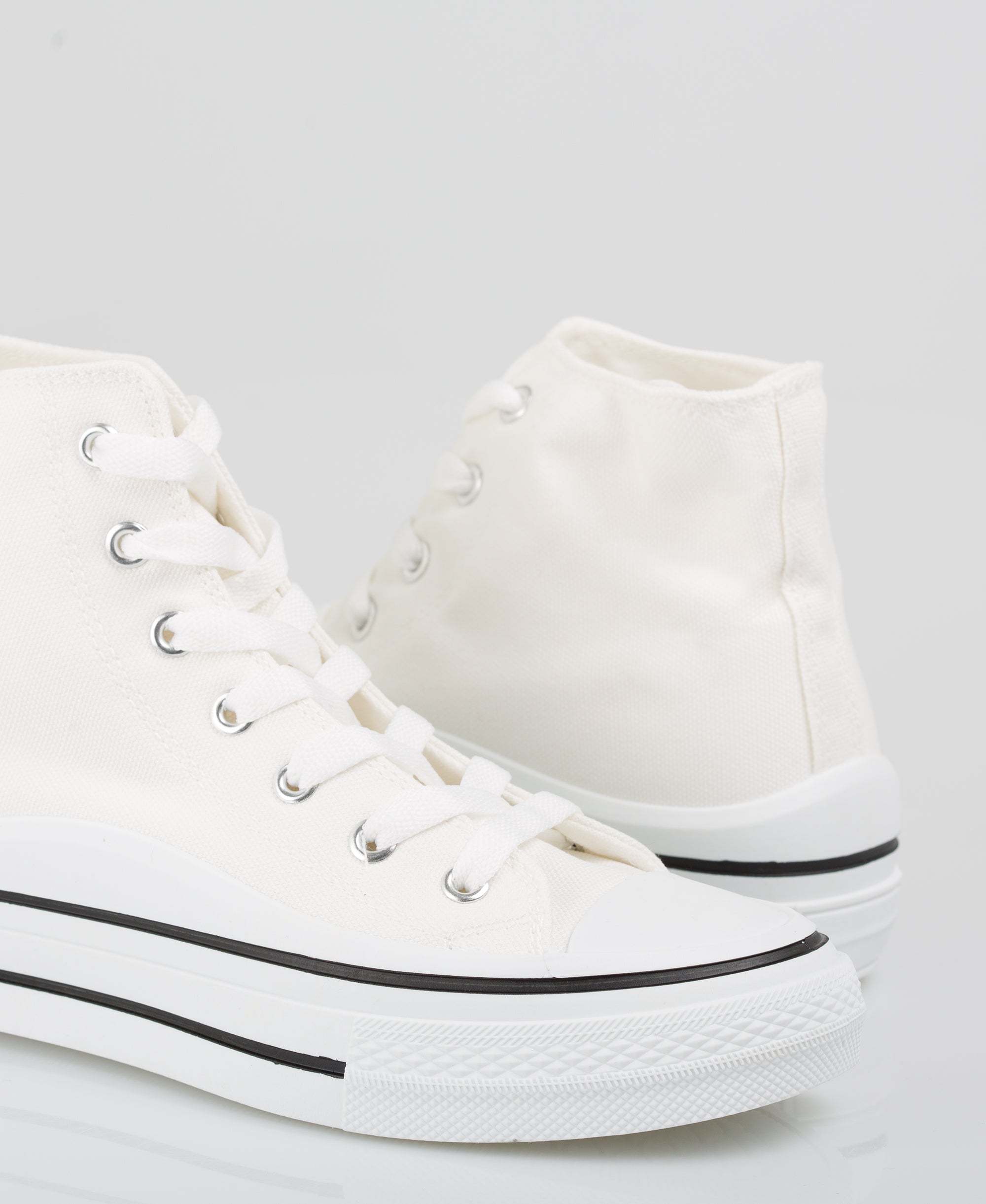 KRISP Platform Canvas High Top Trainers (16294)